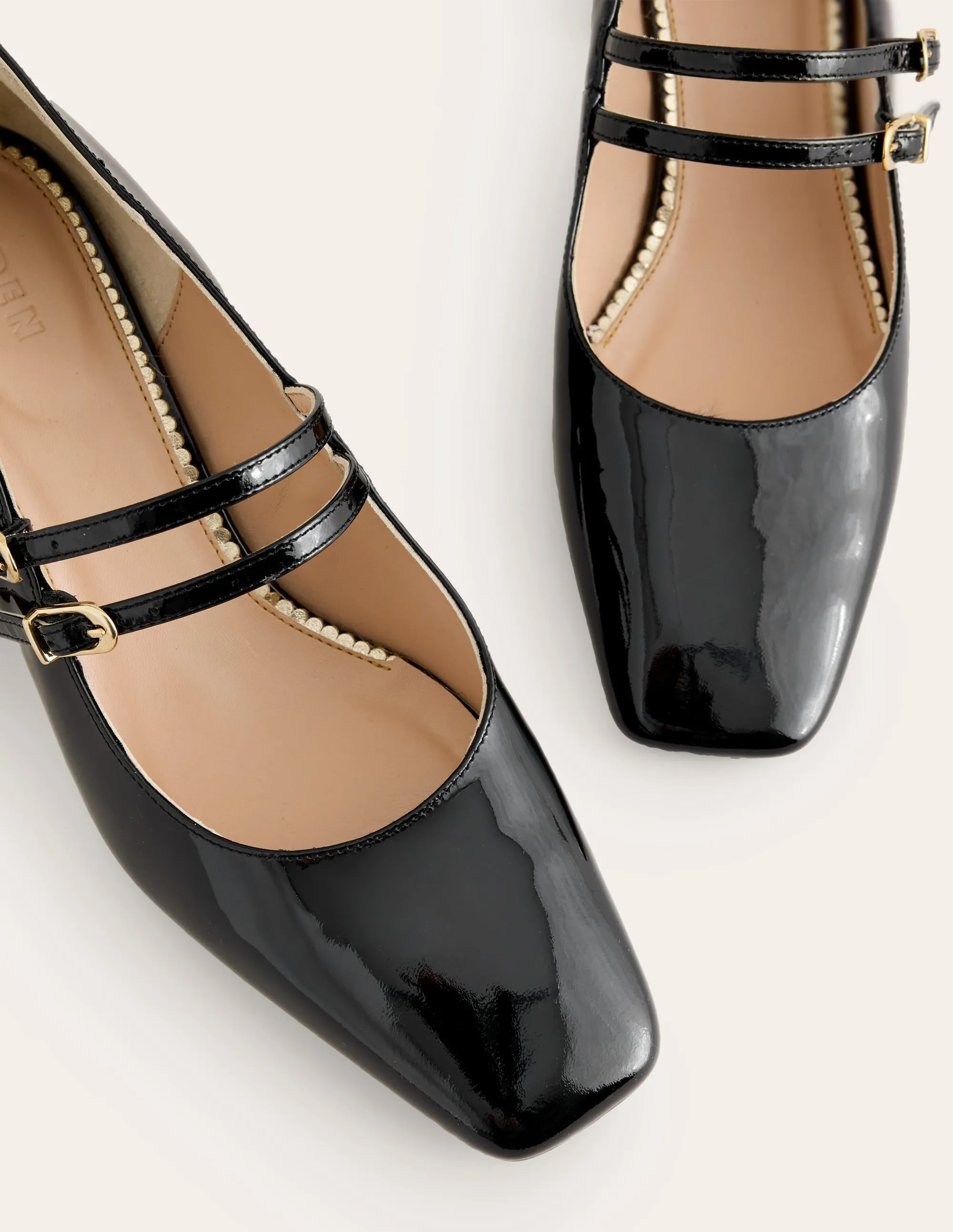 Block Heel Pump-Black Patent