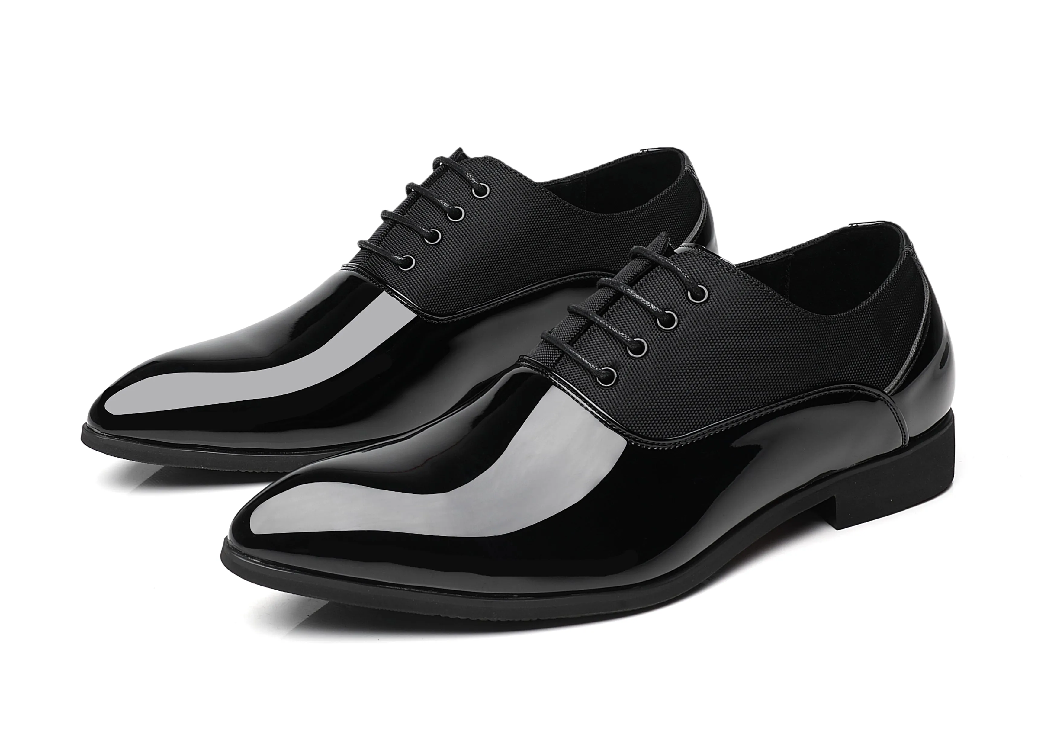 Men's Contrast Patent Leather Oxfords